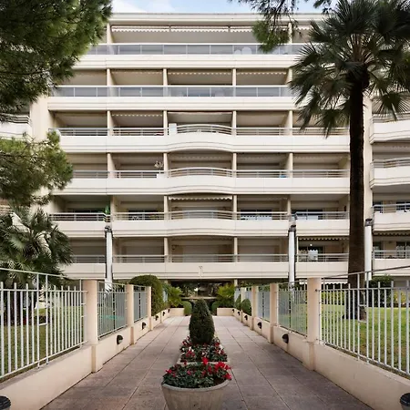 Croisette3bedroomterrasse * Cannes